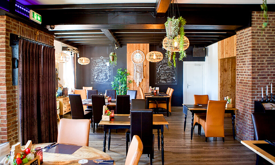 Cafe restaurant bergzicht 01
